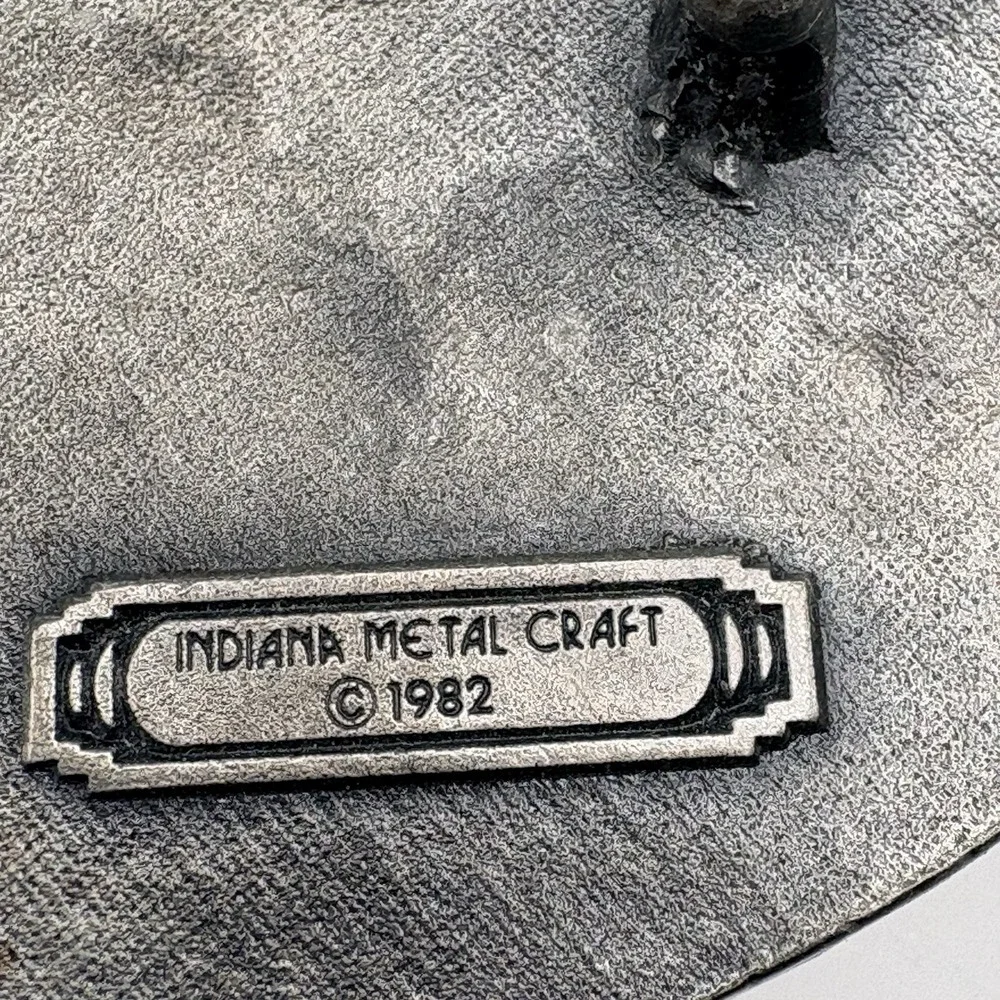 Indiana Metal Craft Silvertone Pig Pair Enamel Belt Buckle Hog VTG 1982 Y49